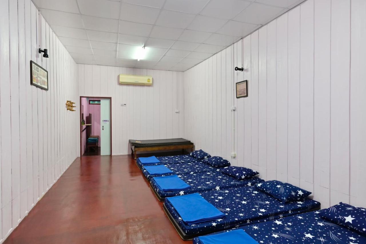 Rub Lom Chom Klong Homestay Chumphon Eksteriør bilde